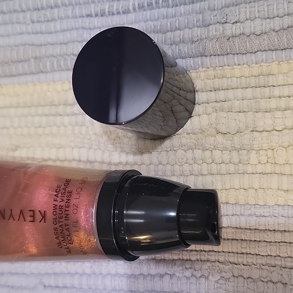 *NIB* KEVYN AUCOIN Glass Glow Face Gloss - Cosmic Flame - Multi-purpose Glow-gel - Picture 7 of 10